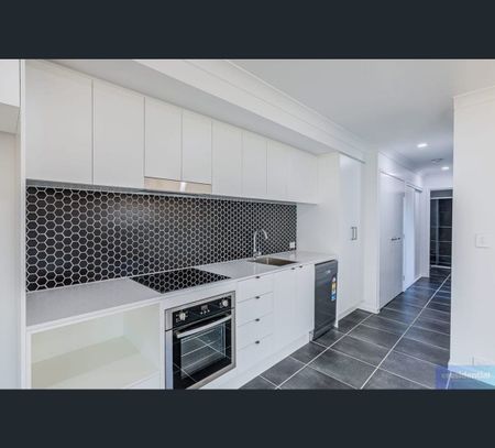 2/118 Pierro Place, Logan Reserve, Qld 4133 - Photo 2