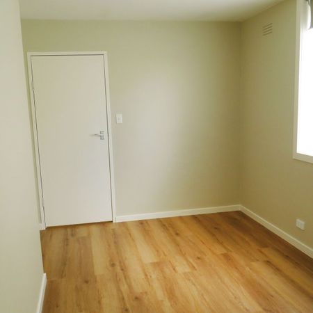 Riverside Magic with updated style - Photo 2