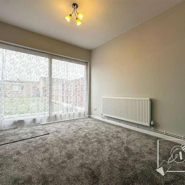 Beaumont Drive, DA11 - Photo 1