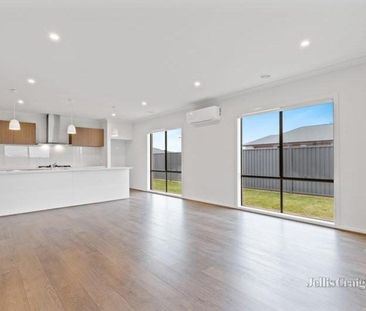 8 Cork Street, Alfredton - Photo 5