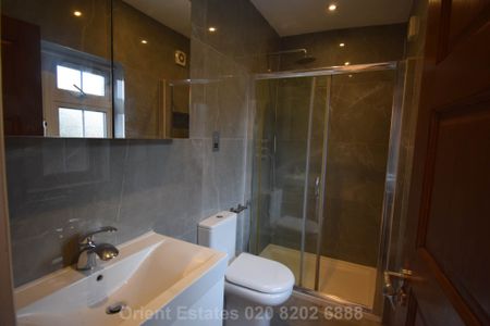 Price £6,000 pcm - Available Now - Furnished - Photo 4