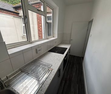 Foleshill Road, Foleshill - Photo 4