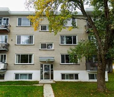 BEAU 4 1/2 | CHAUFFAGE & EAU CHAUDE - Photo 3