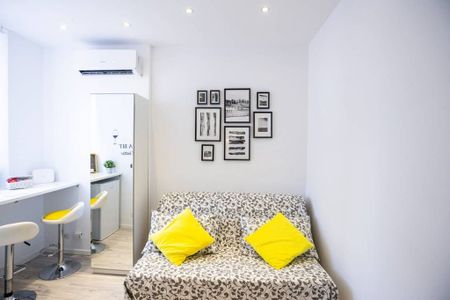 Via Guido Guinizelli, Milan, Lombardy 20127 - Photo 5