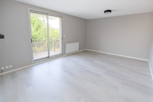 Location Appartement 2 pièces 59m² CLERMONT FERRAND 63100 - Photo 1
