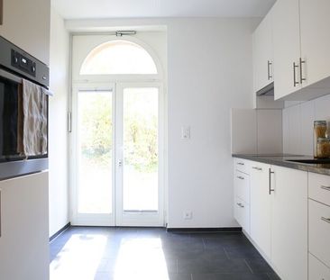 Charmante 2.0-Zimmerwohnung mit gedeckter Terrasse - Foto 2