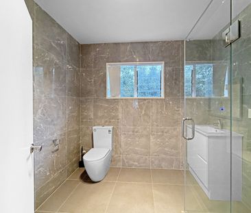 Spacious Unit in Ellerslie - Photo 4