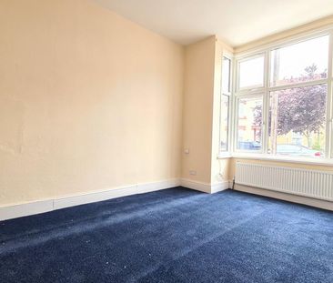 4 bedroom terraced house to rent - Photo 2