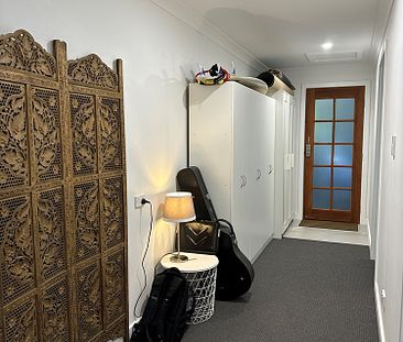 2-bedroom shared studio/granny flat, Taperell Drive - Photo 2