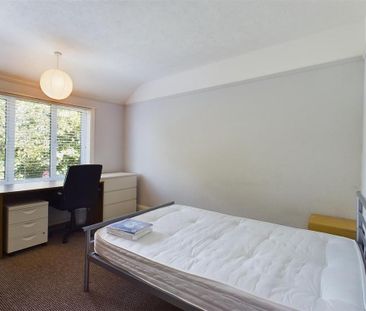 4 bedroom terraced house to rent - Photo 4