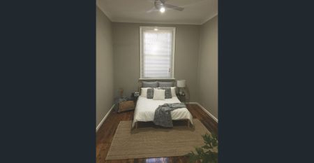 "THE NEW EXCHANGE" ELEGANT FULLY RENOVATED - Photo 3