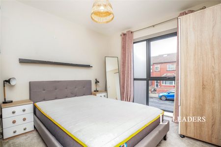 2 bedroom apartment to rent Green Quarter, Cross Green Lane, Cross Green, LS9 - Photo 4