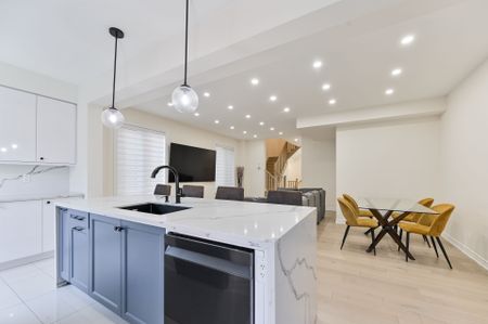 For Lease - 80 Conarty Crescent, Whitby, Ontario - Photo 4