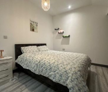 Room in a Shared Flat, Gorton, M18 - Photo 1