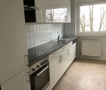 Gemütliche Wohnung mit Einbauküche! - Photo 1