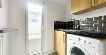 2 bedroom property to rent - Photo 2