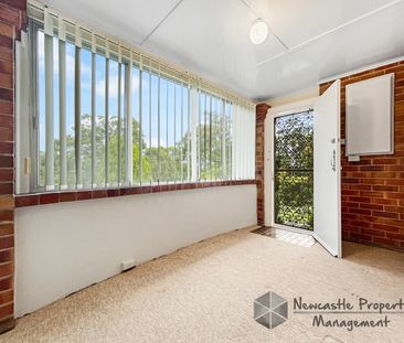 16 Seaview Street, Kotara - Photo 2