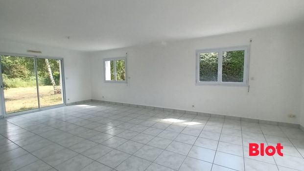 Location Maison 5 pièces 157m² BADEN 56870 - Photo 1