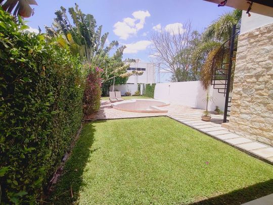 CASA EN RENTA EN SANTA GERTRUDIS COPÓ CON PANELES SOLARES - Photo 1