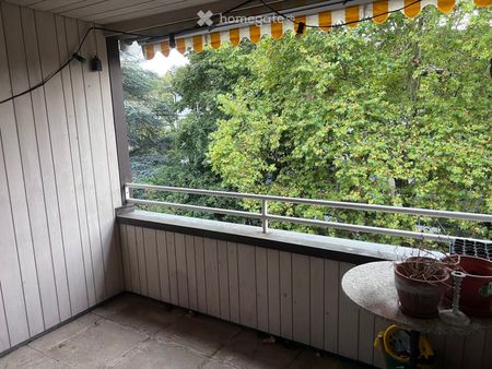 Gemütliche 3.5 Zimmer Dachwohnung in Bern - Photo 2
