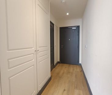 location Appartement T1 DE 21.9m² À TOULON - Photo 3