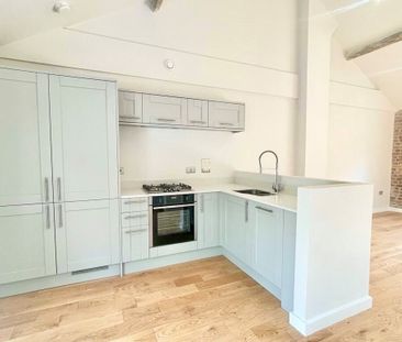 Bulbourne Yard - Photo 3