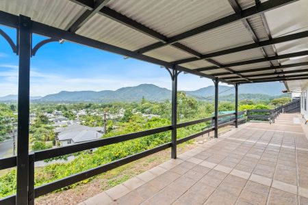 Elevated level living with breathtaking views - Photo 2