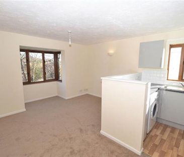 1 bedroom apartment to rent - Photo 2