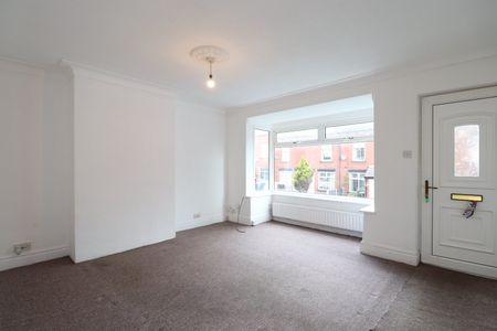 3 bedroom terraced house to rent - Photo 4