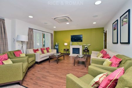 2 Bedroom Apartment, Austin Place – Weybridge - Photo 3