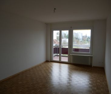 FRIBOURG - IMP. DE LA FORET 24 - 2.5 PIECES 3EME ETAGE - Photo 1