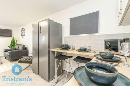 Professional Ensuite Rooms, Talbot Street, Nottingham, NG1 - Photo 2