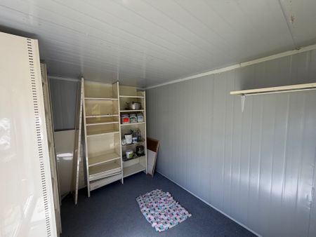 Howe Street Gem&excl; - Photo 2