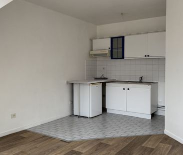 T2 CHU PARKING ET CAVE - Photo 1