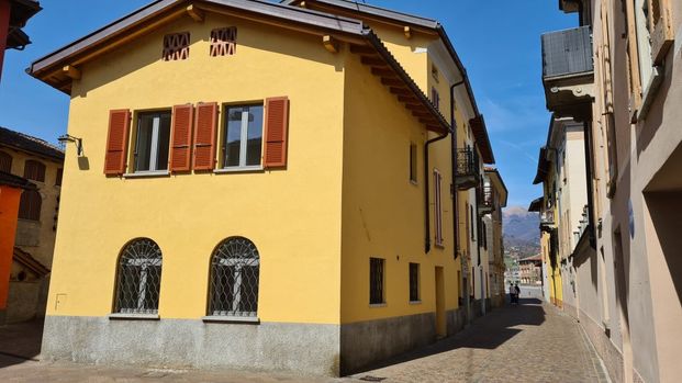 Caslano, appartamento in casa d'epoca. - Foto 1