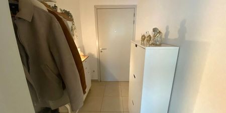 Appartement te huur in Genk voor € 960 met 2 slaapkamers - Photo 2