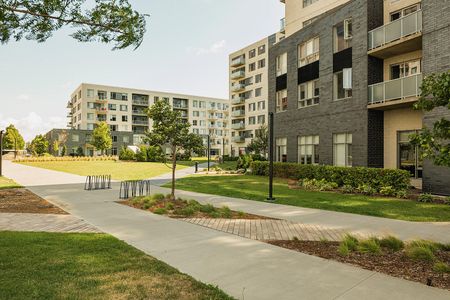 2800 Thimens, Montréal, QC - Photo 3