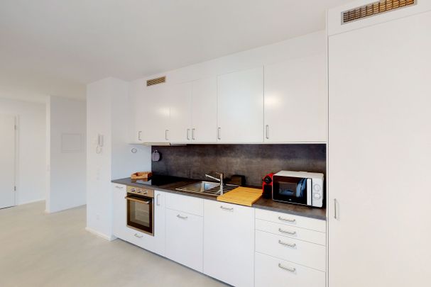 ARE YOU LOOKING FOR A FULLY EQUIPPED ROOM WITH EVERYTHING INCLUDED? - Photo 1