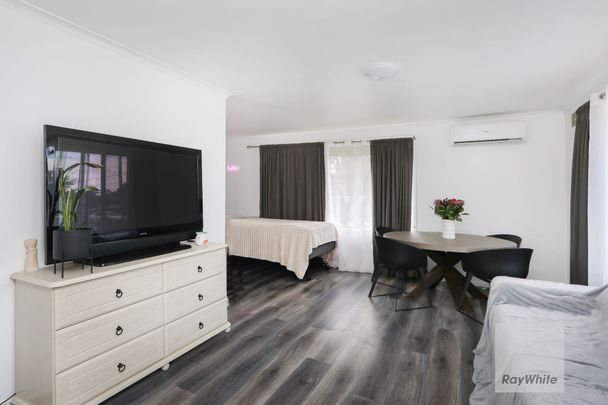 Ideal Family Home in a Prime Location - Photo 1