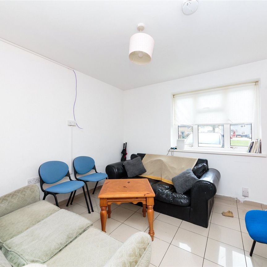 5 bedroom semi-detached house to rent - Photo 1