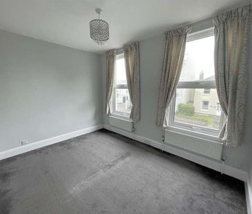 First Floor Hewlett Road Cheltenham, GL52 - Photo 4