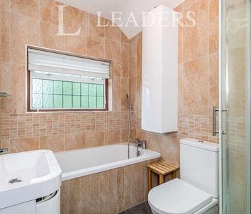 Burwood Road, KT12 - Photo 2