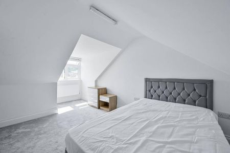 4 bedroom terraced house to rent - Photo 5