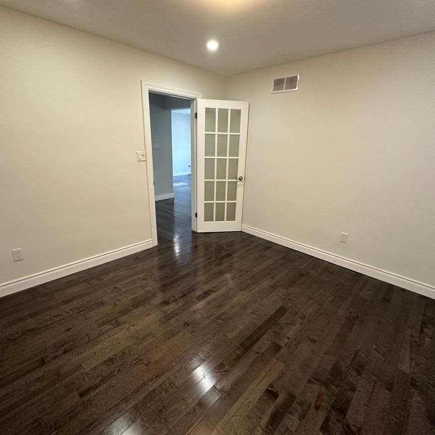 For Lease - 437 Woodbridge Avenue Unit# Rear, Vaughan, Ontario - Photo 1