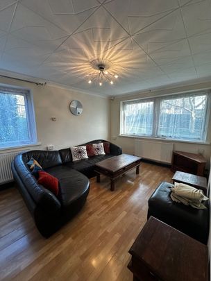 1 Bed Flat, Nalton House, NW6 - Photo 1