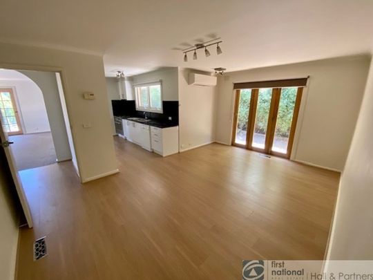 140 Hayrick Lane, Mooroolbark - Photo 1