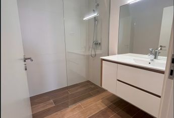 Apartamento T1 com Varanda no Centro do Porto