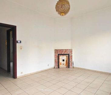 Appartement te huur in Anderlecht voor € 700 met 1 slaapkamer - Photo 6
