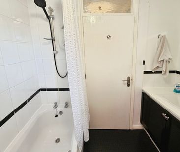 One-Bedroom Maisonette - Photo 6