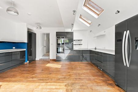 4 bedroom house to rent - Photo 5
